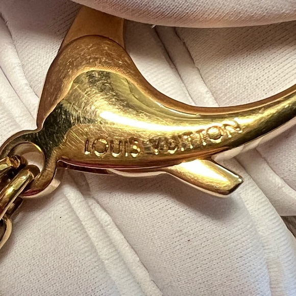 Louis Vuitton Women's Keychain/Bag Charm Beige Brown Gold with Box & Dust Bag - Picture 17 of 17